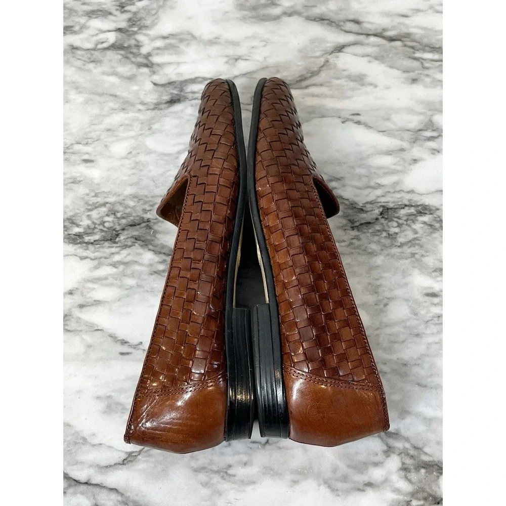 Trotters Liz Flat Brown Woven Leather Loafers Womens Size 9M Almond Toe Retro